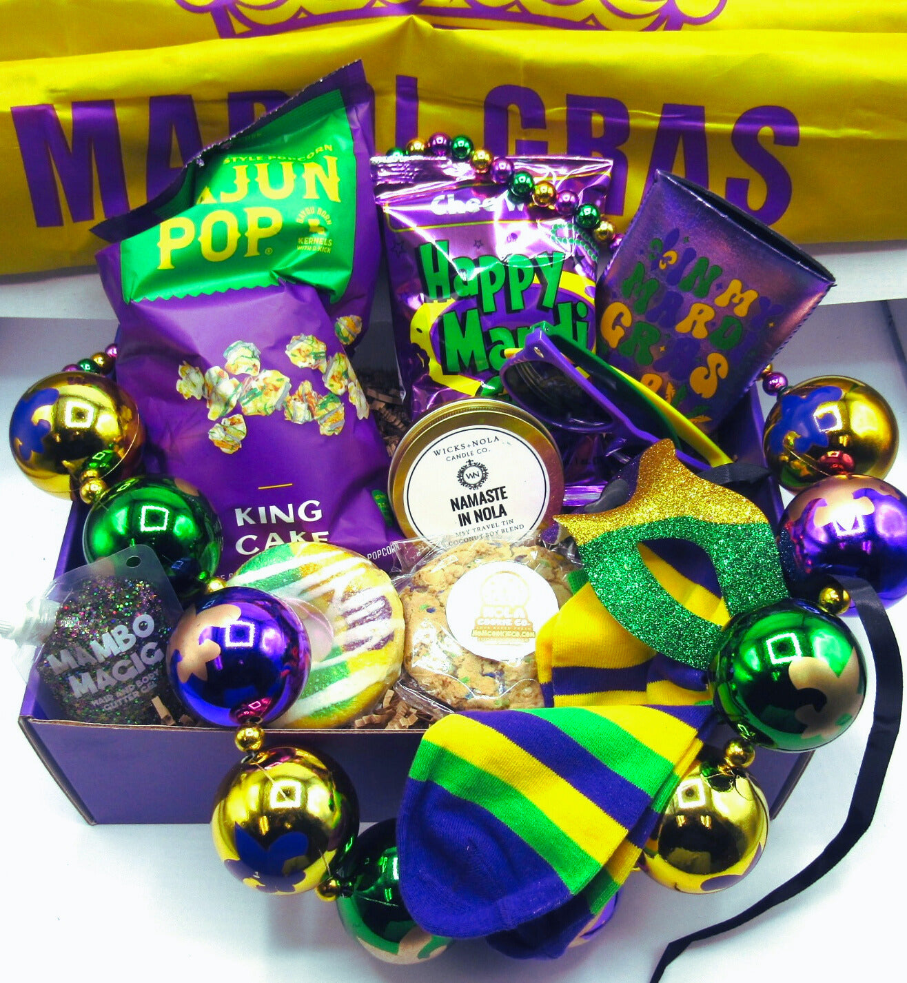 “Ultimate Mardi Gras Experience” Gift Box 💜💚💛